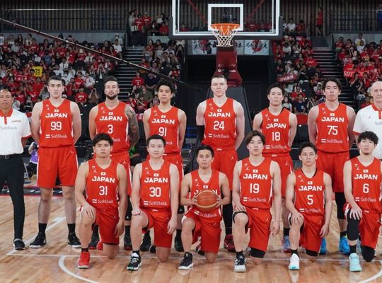日本男子バスケ
