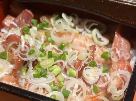 豚ばら塩だれカルビ重