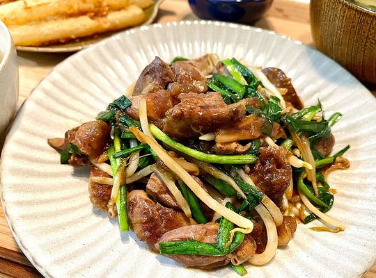 鶏レバーニラ炒め