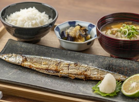 サンマ塩焼き定食