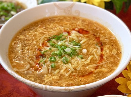 麻辣酸辣湯麵