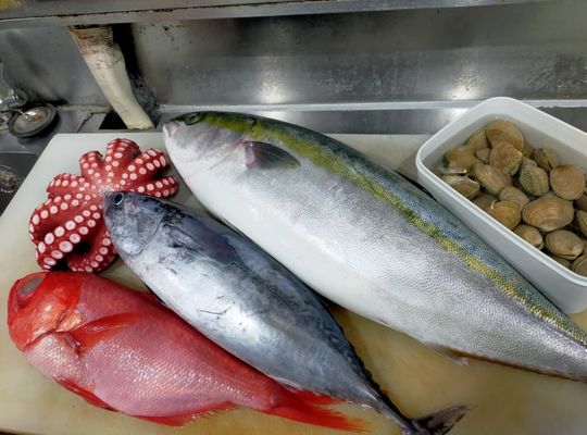 金目鯛ぶりひらそうだ北海あさり