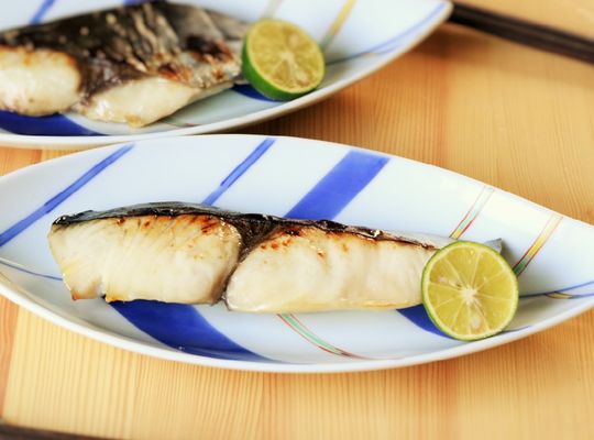 さわらの塩こうじ漬け焼き