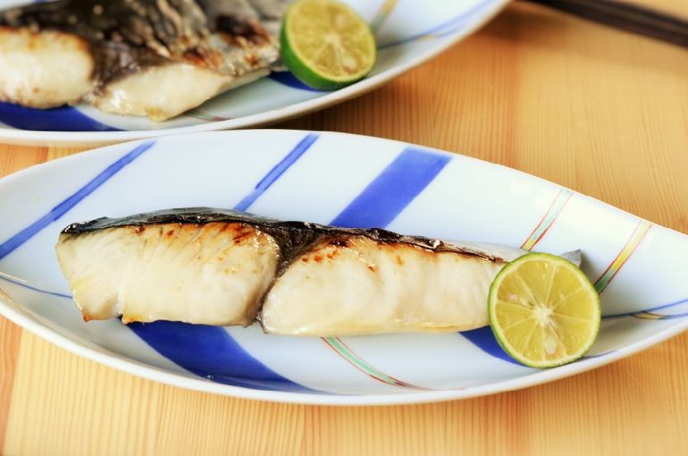 さわらの塩こうじ漬け焼き